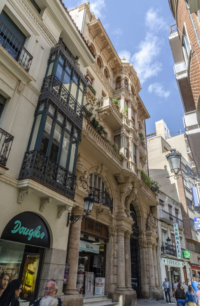 Albacete 26 - Pasaje Lodares.jpg